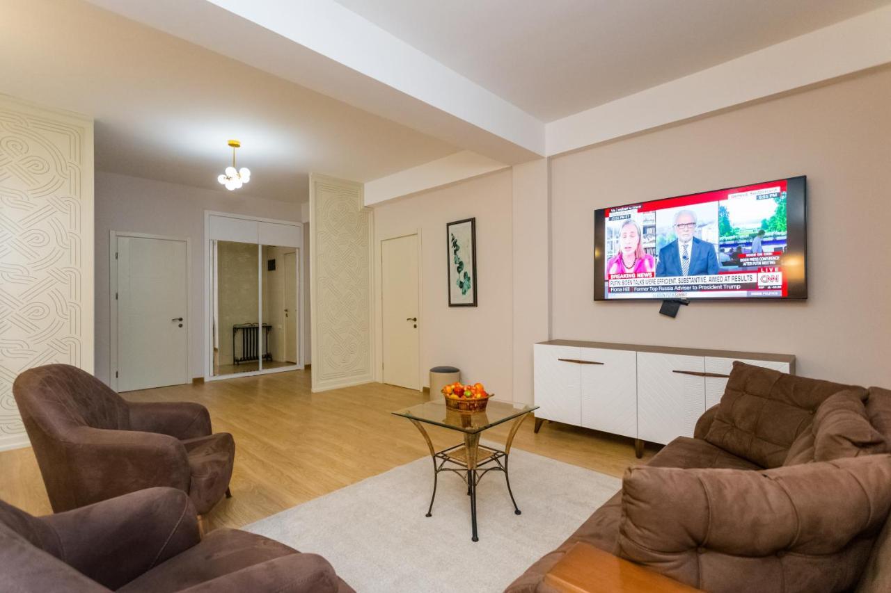 Central Comfort Place L Тбилиси Екстериор снимка