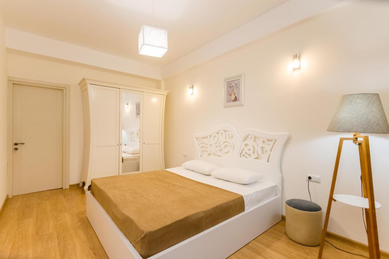 Central Comfort Place L Тбилиси Екстериор снимка
